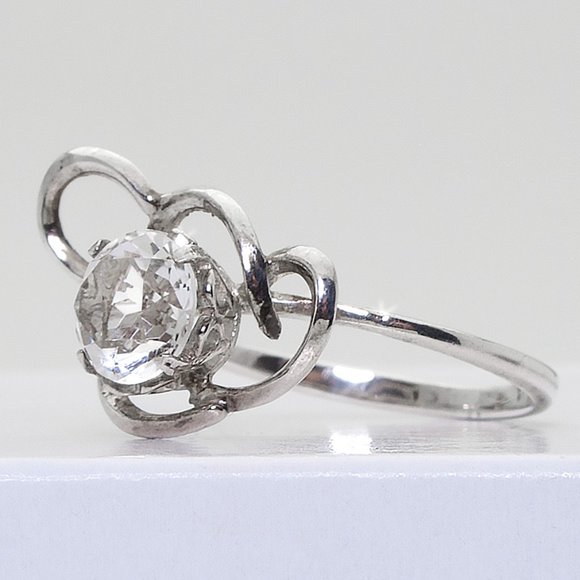 Vintage Rock Crystal Ring, Real Sterling Silver Fancy Cocktail Ring, Size 7.25 - Picture 4 of 9